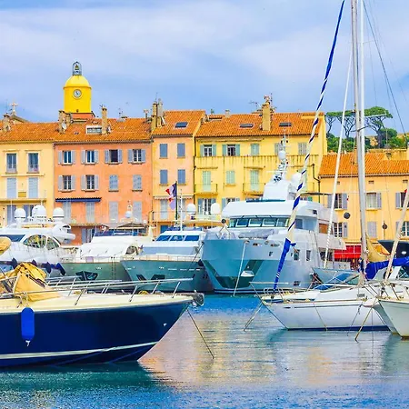 Apartman Apart-a-nice : A Breathtaking View On The Sea